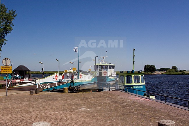 Veerpont in Vecht en Zwarte water; Ferry in Vecht en Zwarte water stock-image by Agami/Theo Douma,