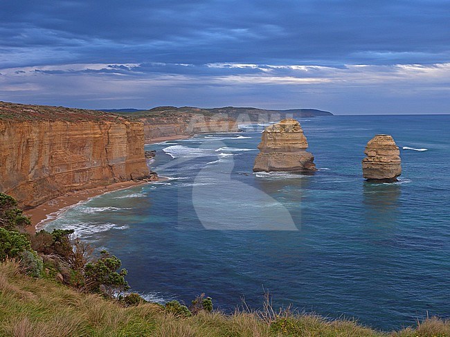 Stunning coast along the Great Ocean Road in Australia. A 243 kilometres stretch of road along the south-eastern coast of Australia between the Victorian cities of Torquay and Allansford. stock-image by Agami/Pete Morris,