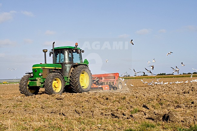 Boer ploegt akker; Farmer ploughing his field stock-image by Agami/Marc Guyt,