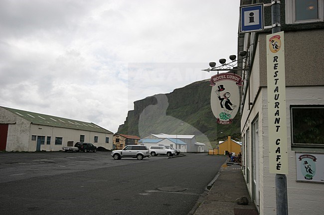 Hotel Lundi op IJsland; Hotel Lundi in IJsland stock-image by Agami/Menno van Duijn,